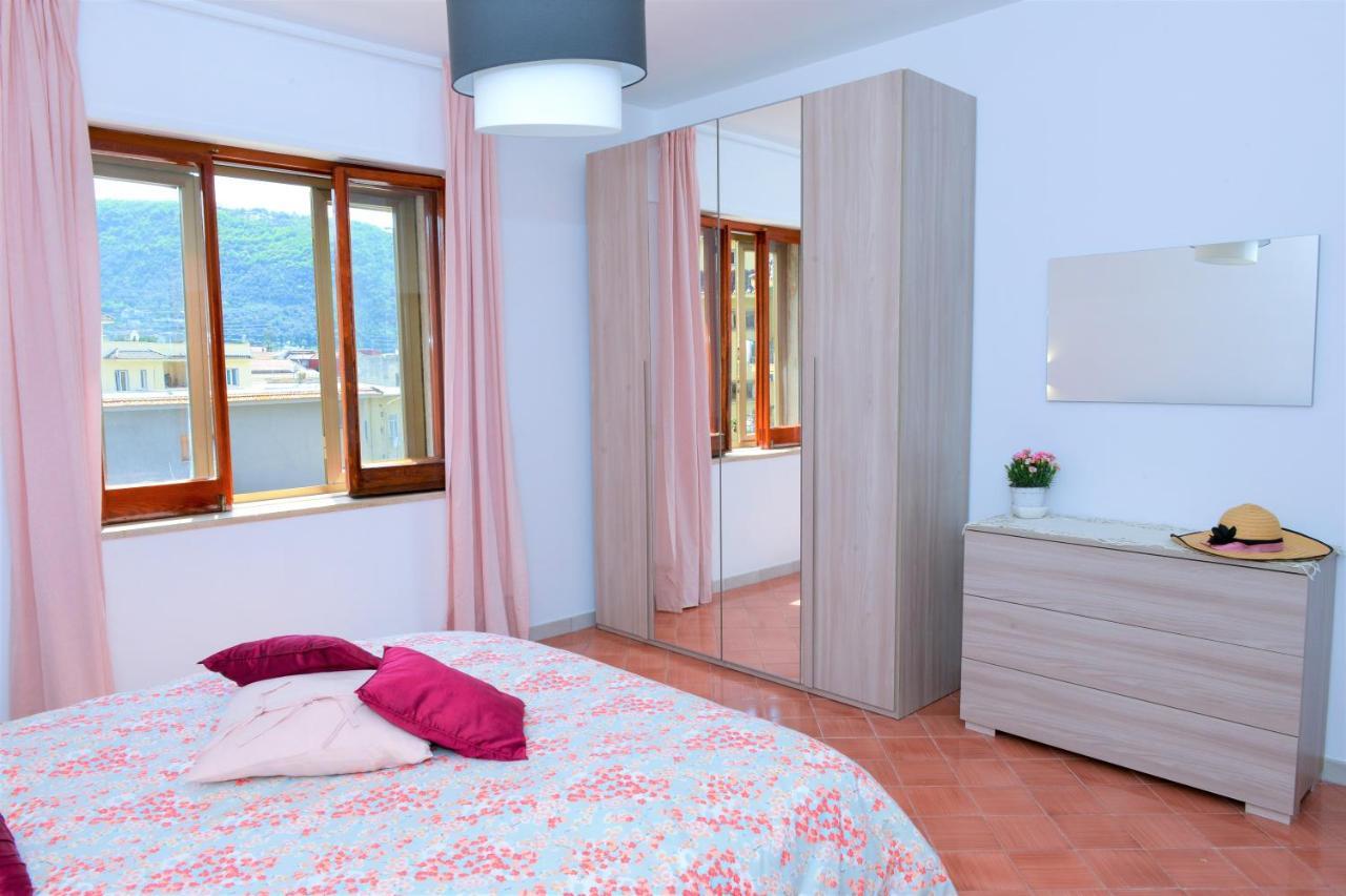 Estate4Home - Sofia Flora Piano di Sorrento Luaran gambar