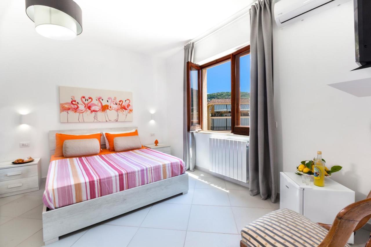 Estate4Home - Sofia Flora Piano di Sorrento Luaran gambar