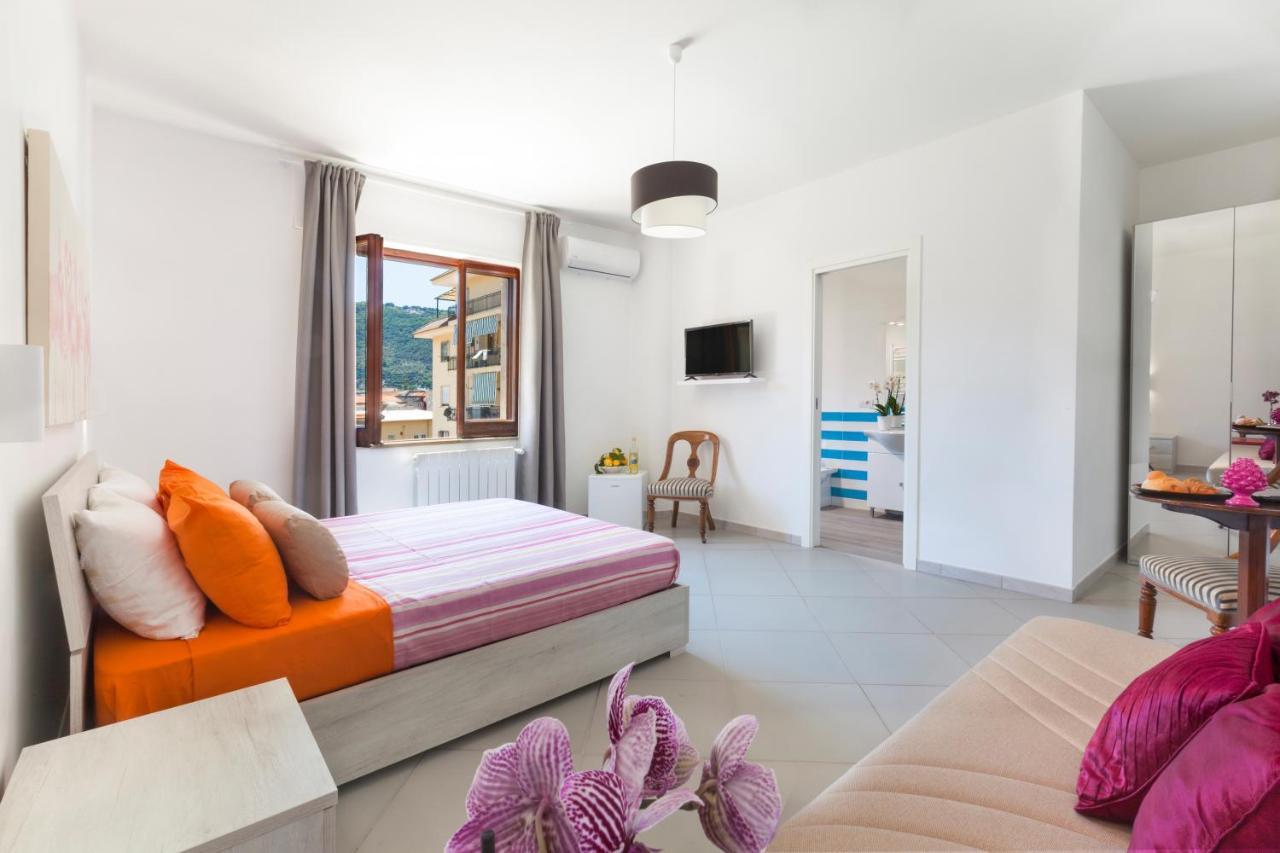 Estate4Home - Sofia Flora Piano di Sorrento Luaran gambar
