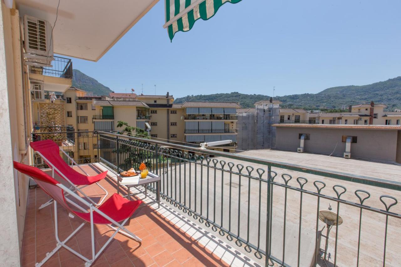 Estate4Home - Sofia Flora Piano di Sorrento Luaran gambar